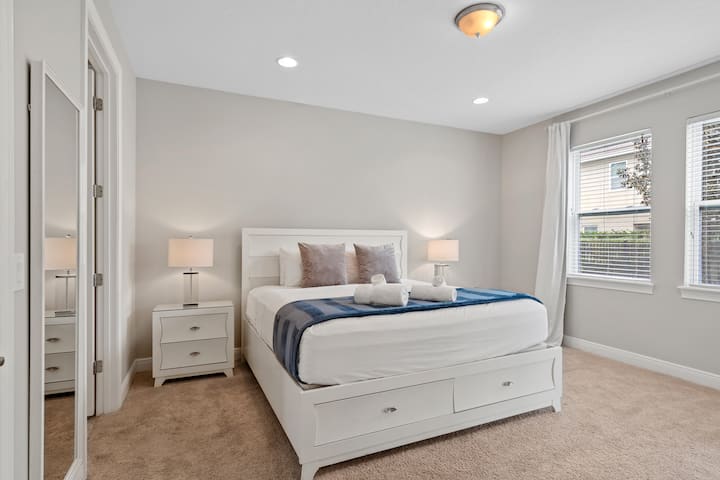 Ორადგილიანი აპარტამენტი პირველ სართულზე 