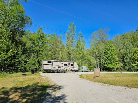 Camping near Fayette