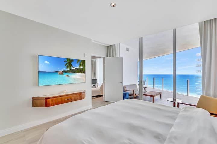 Dormitori principal amb vistes a l'oceà