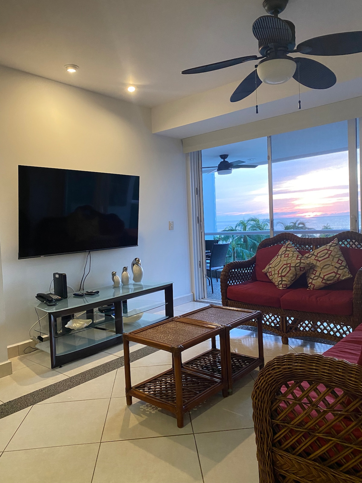 Top Airbnb: Villa Magna Oceanfront Apartment en Mezcales
