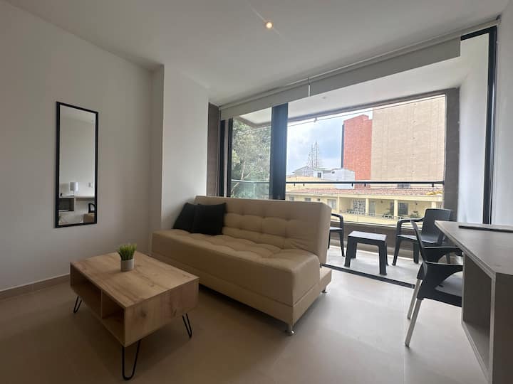 New And Cozy Family Apartment In Laureles Stadium! - 메데인