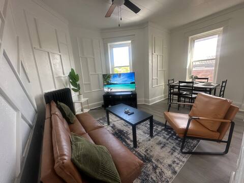 5 min to Proctors | Stunning & Bright 1 Bedroom U4
