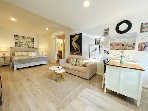 Successful Airbnb property: Garden studio !with kitchen and washing/drying in Rowland Heights