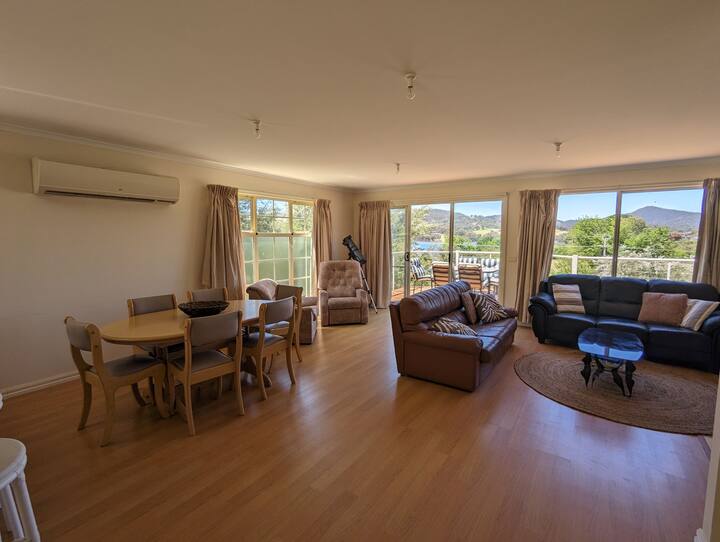 House By The Lake - Jamieson
