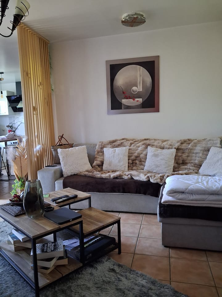 Chambre Dans Une Jolie Maison - Ajaccio