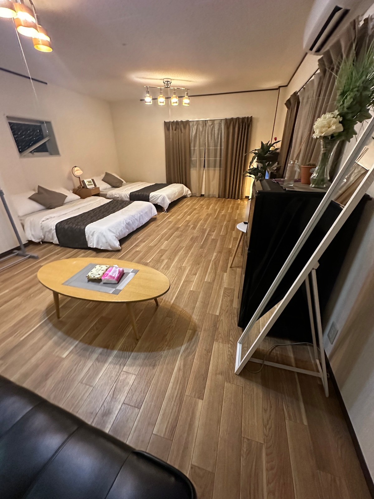 10pax Stay Near Namba | Ramen Experience - Houses for Rent in