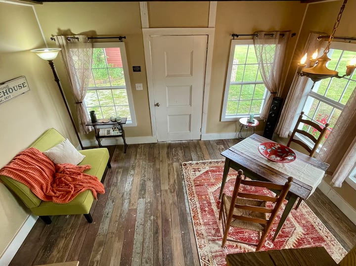 Cool Spring Cabins - Pettigrew State Park, Creswell