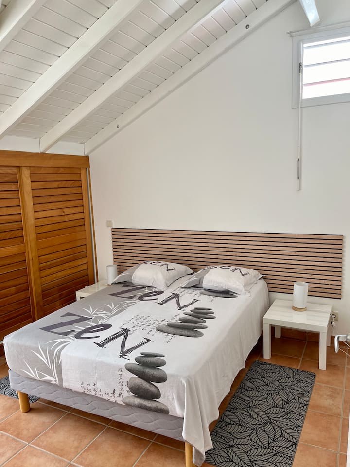 საძინებელი 2