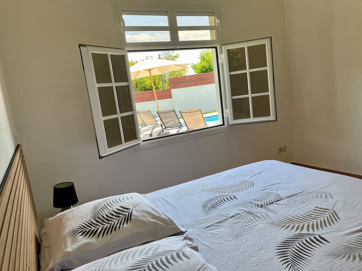 საძინებელი 1