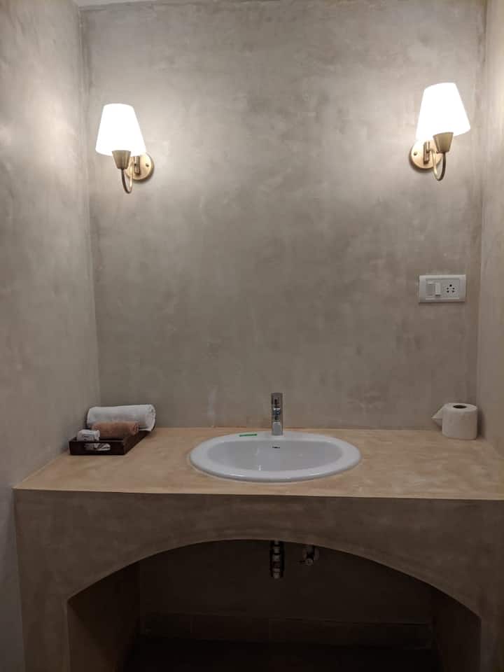 WC image 2