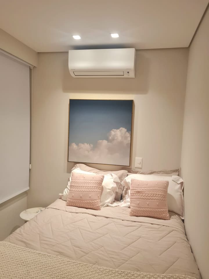 Dormitorio del medio con cama doble (Cama Casal)