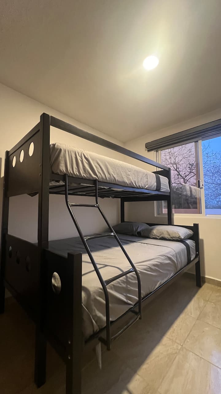 غرفة النوم 2