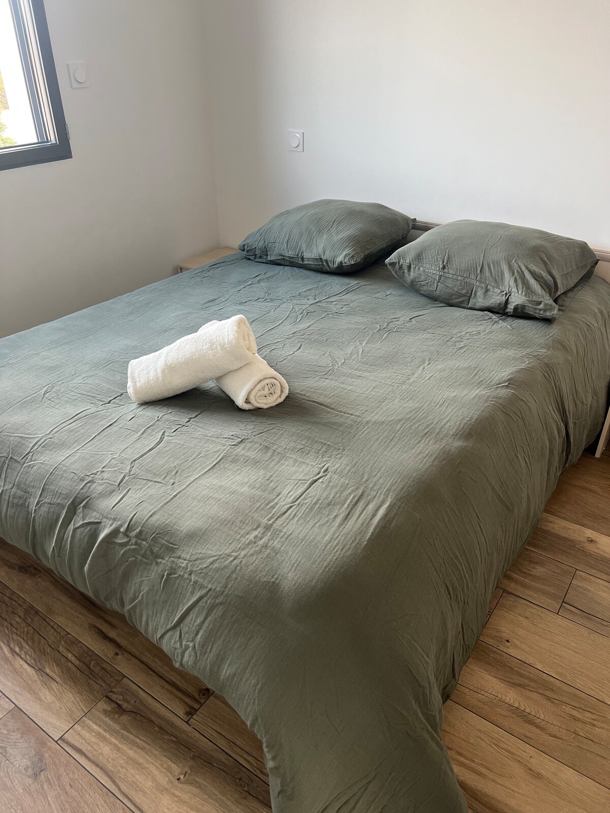 საძინებელი 1