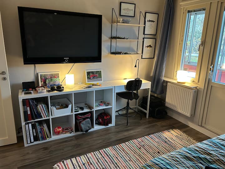 საძინებელი 1