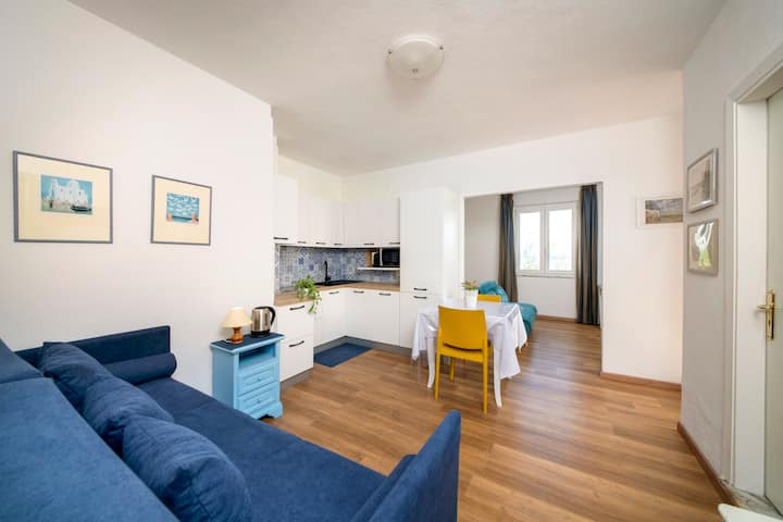 Ischia Apartment With Seaview Terrace For 4 People - Ischia