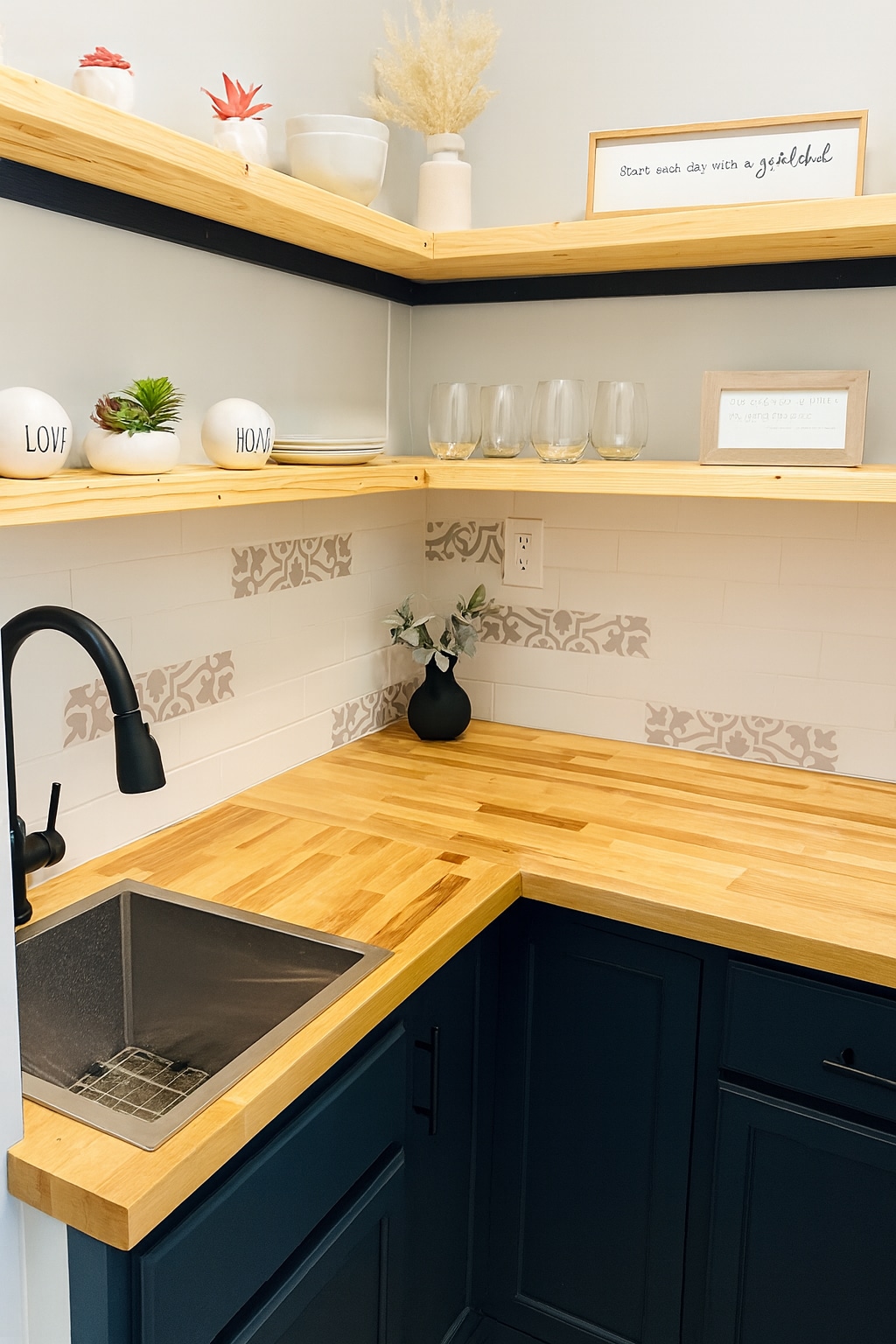 Successful Airbnb property: Cozy, Budget-Friendly Private Studio | Prime Area in Silver Bluff