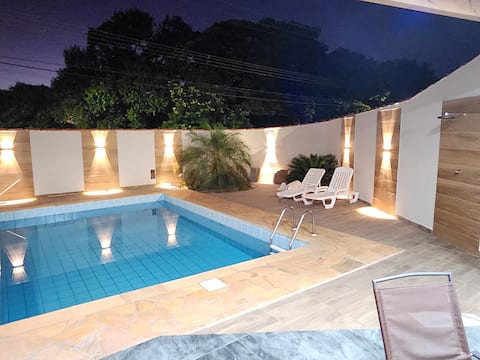House with Pool 4 Bedrooms 2 En-suites - Centro Sumaré