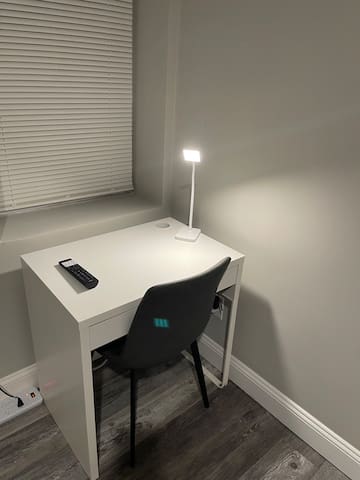 Luxury 2 bedroom near Airport