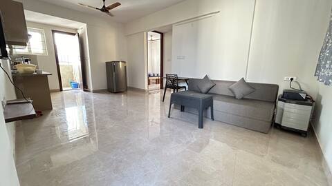 Wonderful 2bhk with lift & wifi in ECity Phase 1