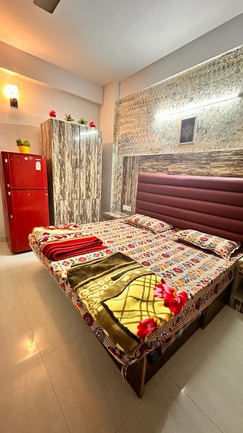 Newly Built 2 BHK Near Iskcon & Prem Mandir