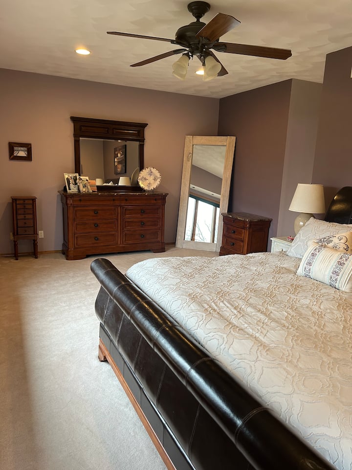 საძინებელი 1