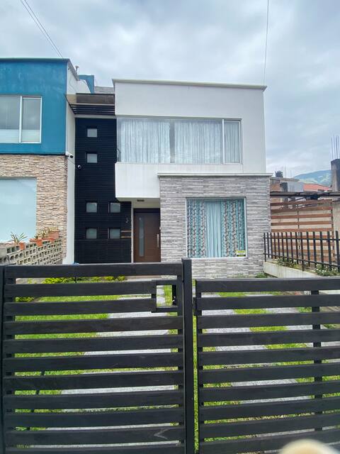 Casa White