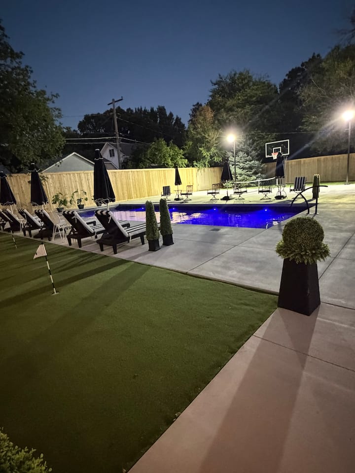Extend the Luxury of Summer @ Reduced Fall Prices
