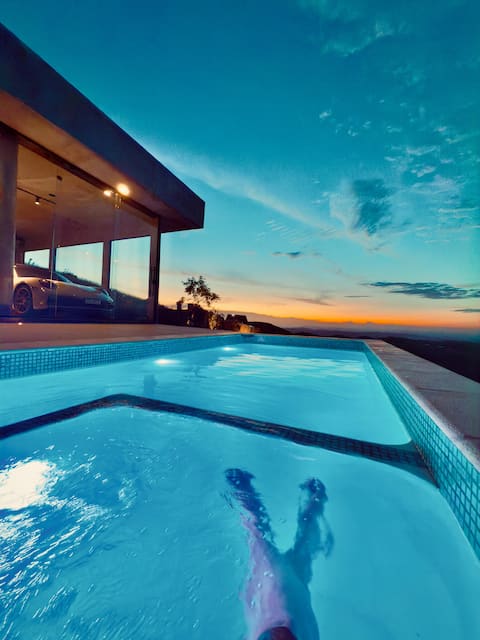 windows house -  Minimalist Mountain House