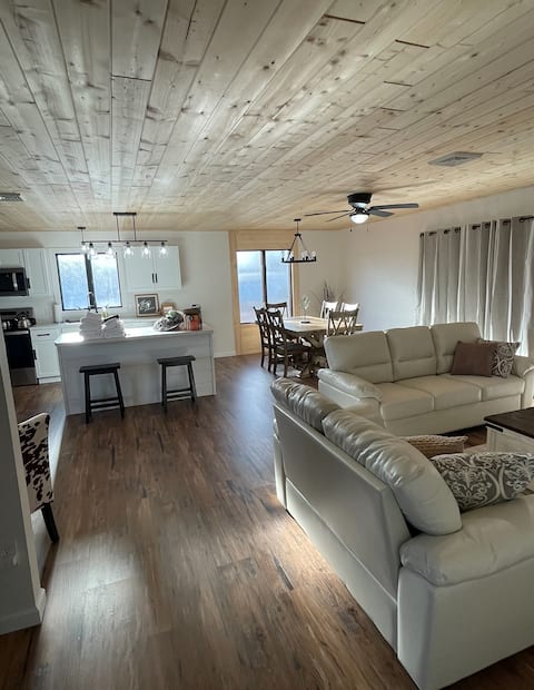 Saint James Blue Heron House