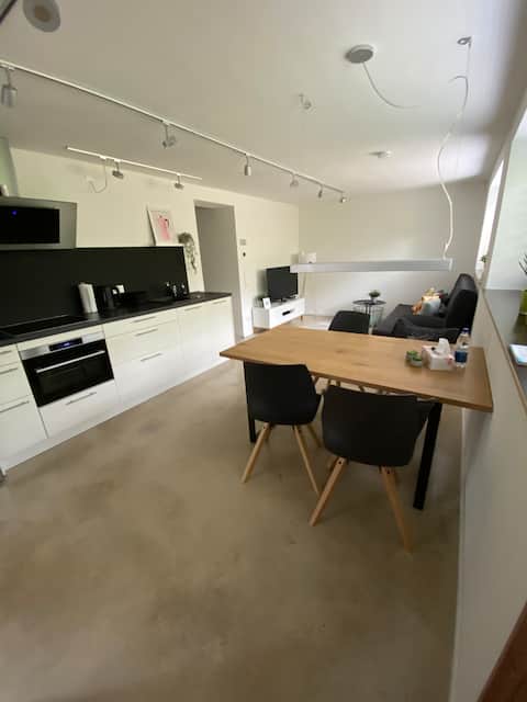 New apartment, modern, high quality & fully equipped