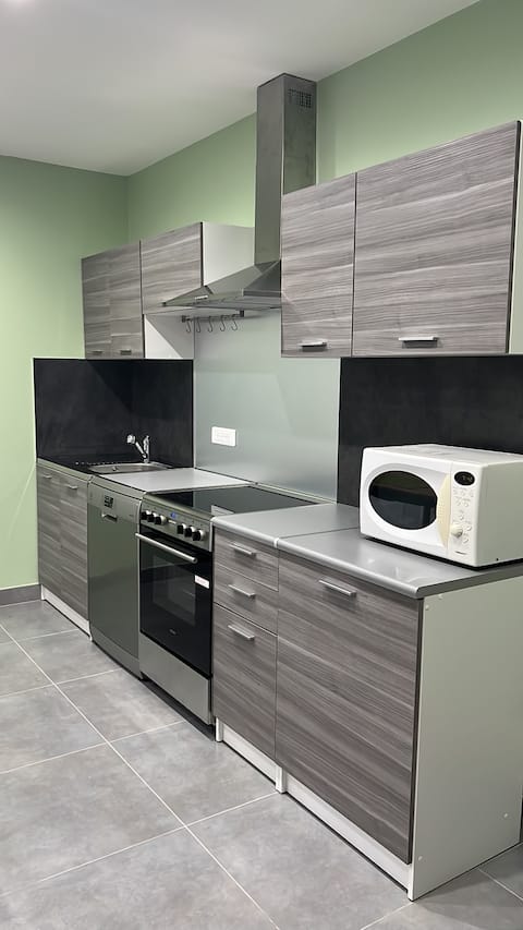 Under the Cherry Tree, Spacious Studio