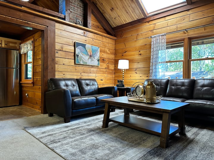 Forest Tree Log Cabin- Middletwn - Hershey, PA