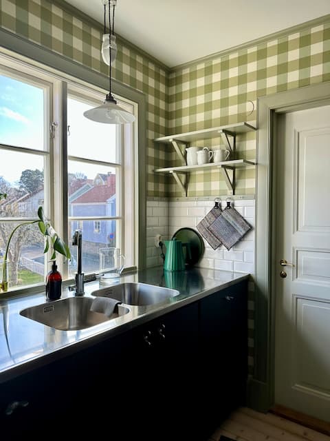 Top performing Airbnb: 1920s house in Kungsladugård Majorna 3 in Centrum