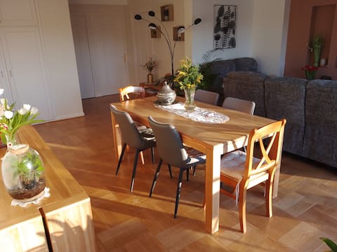 Popular Airbnb listing: Spacious LENS apartment in Lens