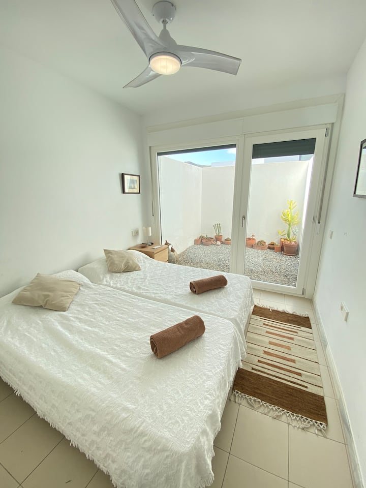 Dormitorio adicional ideal para familias, niños o estancias más largas.