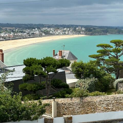 Villa Val André sea view near beaches, center, golf