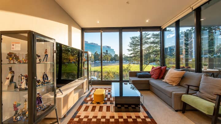 North Ryde 2br + Study | Metro, Parking, Pool - Ryde