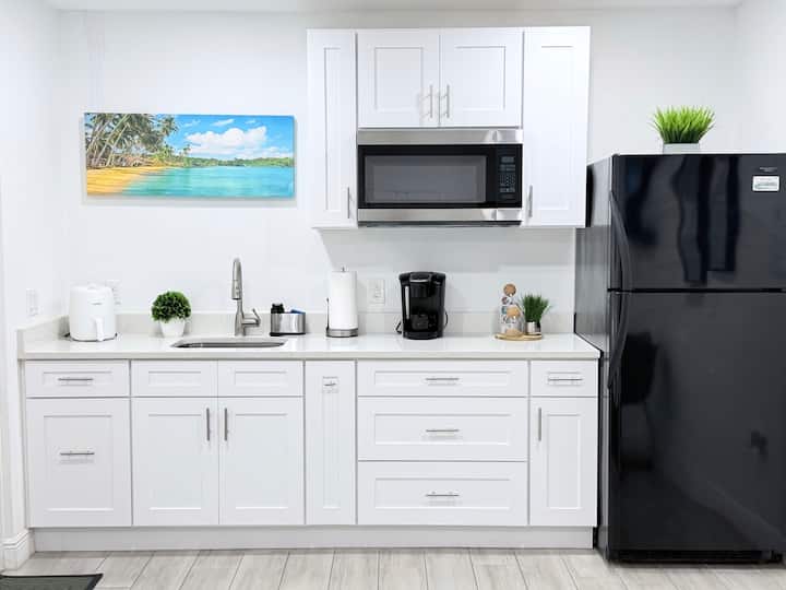 𝗩𝗶𝗹𝗹𝗮 𝗖𝗿𝘆𝘀𝘁𝗮𝗹 - Odessa, FL