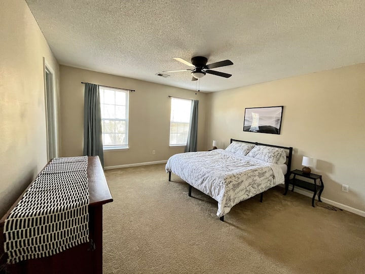 Bračni krevet (širok 150 - 179 cm)