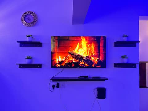 Modern and stylish 2 bedroom all ensuite with Ac