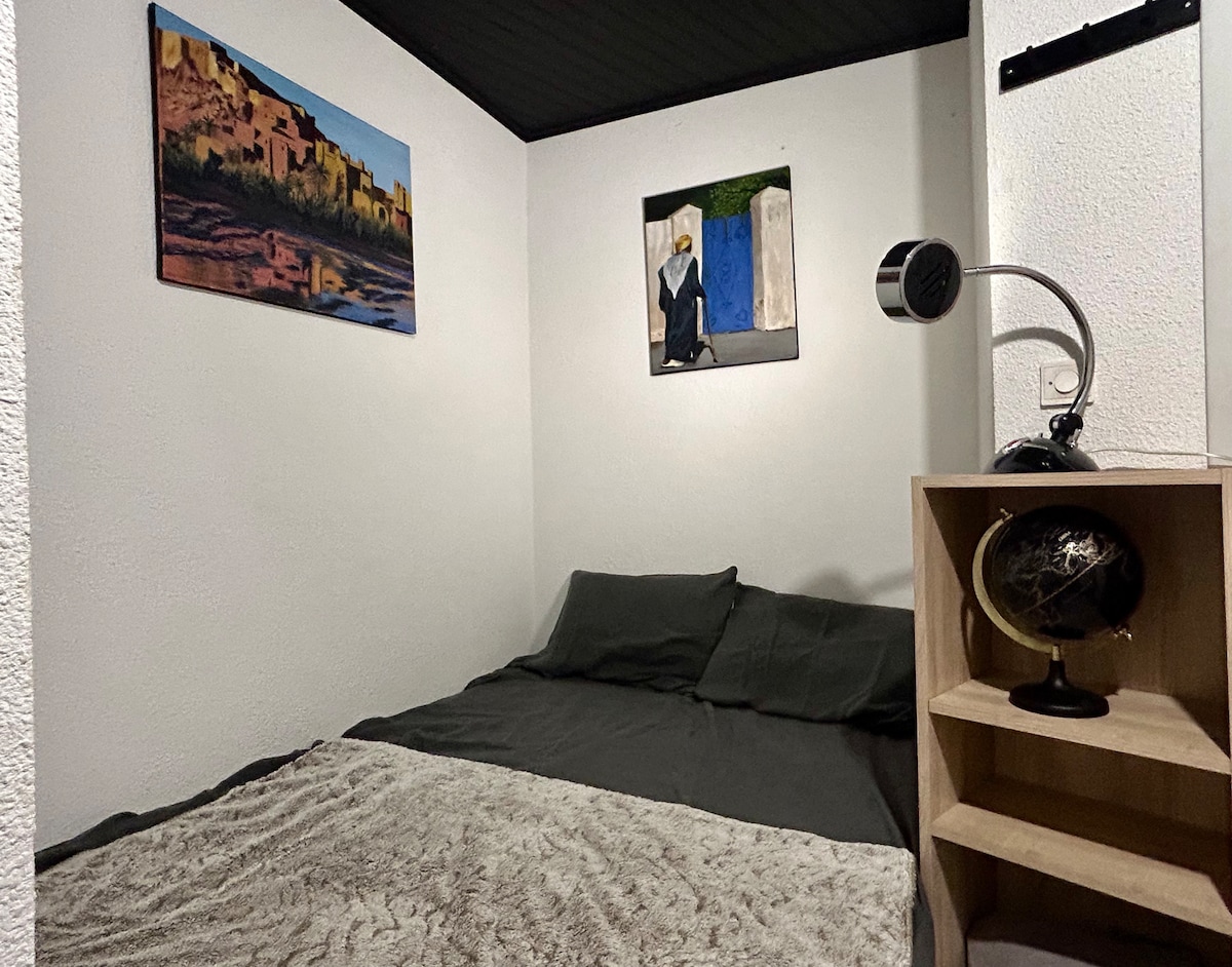 غرفة النوم 2