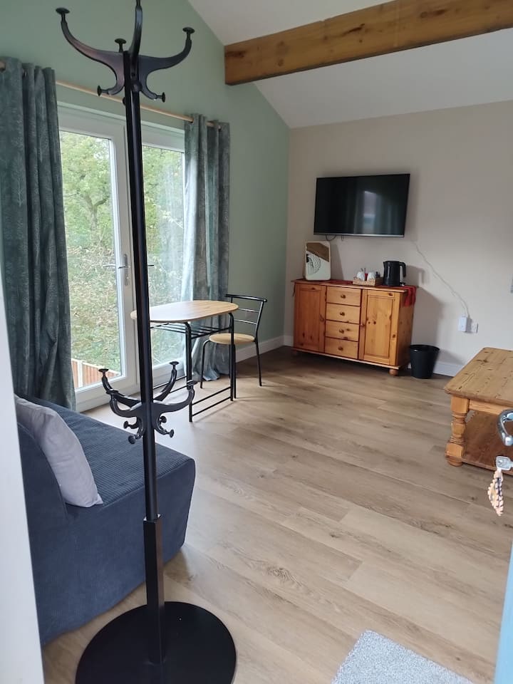 Willows Treehouse - Manchester