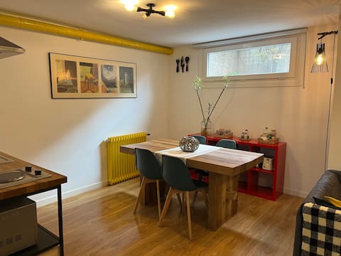 A spacious, bright and airy studio