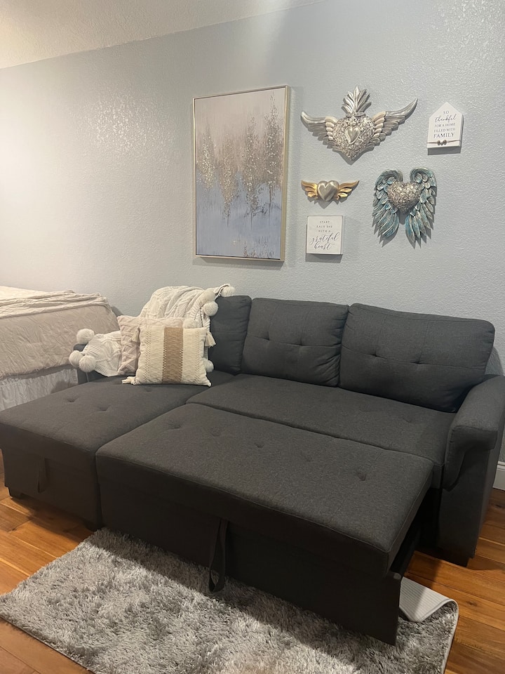 Little Hidden Cottage- Near Sanford Airport - Sanford, FL