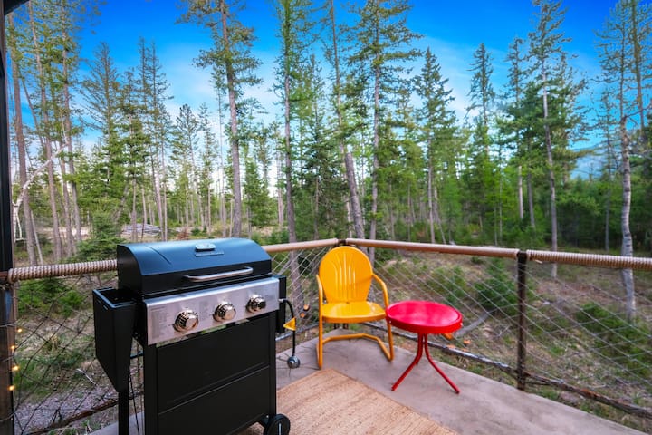 Off Grid Stays - Treehouse #1 - Treehouses for Rent in Columbia