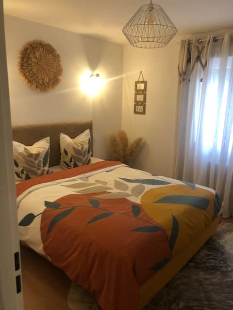 Beautiful apartment on Montlhery at Raluca's