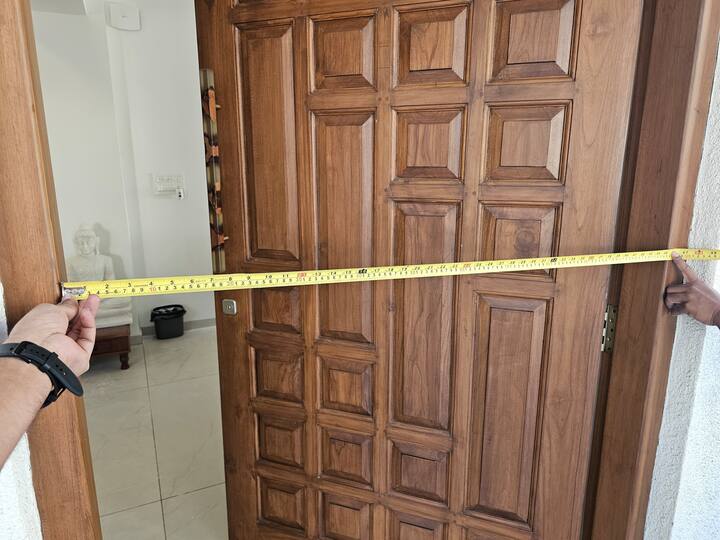 main door width, Verified image