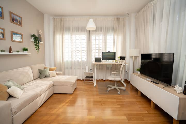 Bright Home In Valencia: Near Turia Park & The Sea - Valencia
