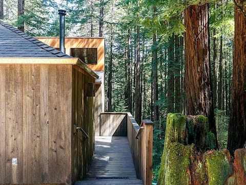 The Tree House, serene Sea Ranch location