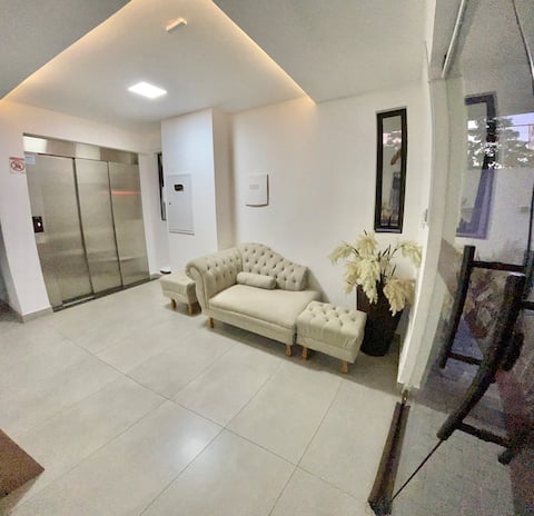 Top performing Airbnb: Flat intertidal beach in Cabedelo